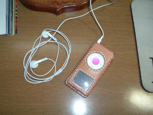 001-ipod